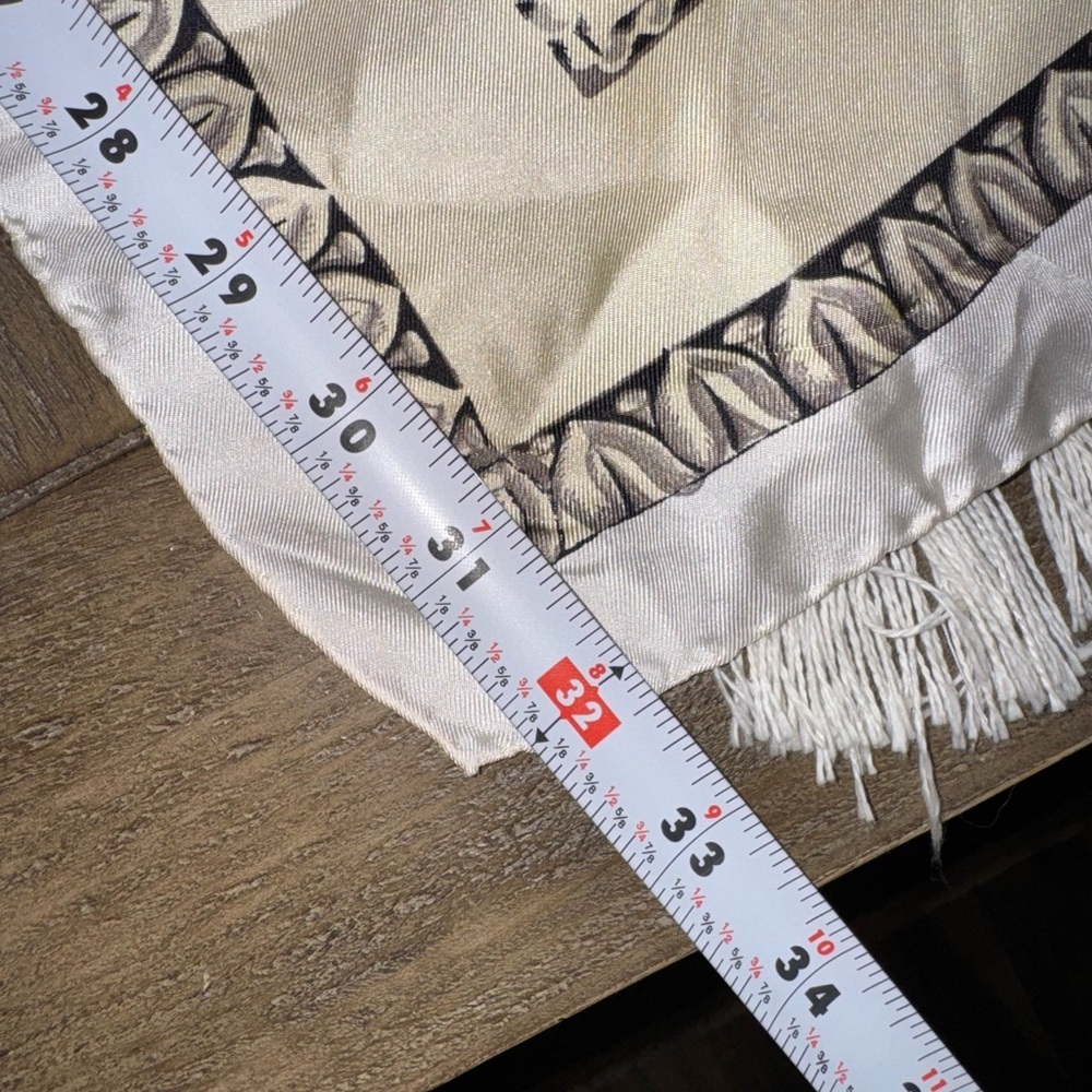 Paolo Veronesc Silk Blend Printed Neck Scarf Milano Renaissance Print 33x32” - Picture 3 of 9